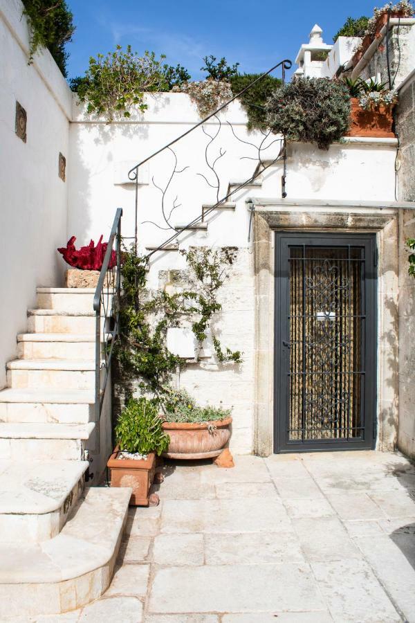 Отель Il Palazzotto Полиньяно-а-Маре Экстерьер фото